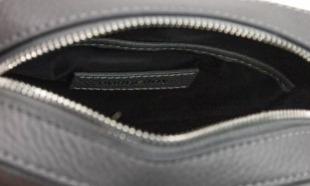 Petit sac à main bandoulière Burberry Thornton en cuir grainé gris avec logo en relief