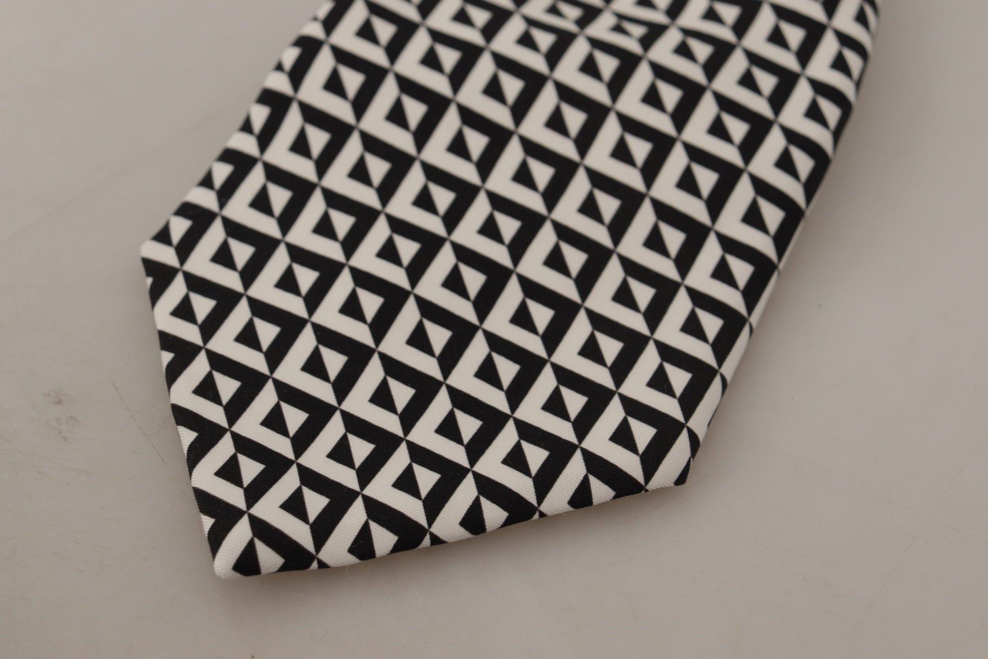 Dolce &amp; Gabbana Elegant Silk Black Tie for the Dapper Gentleman