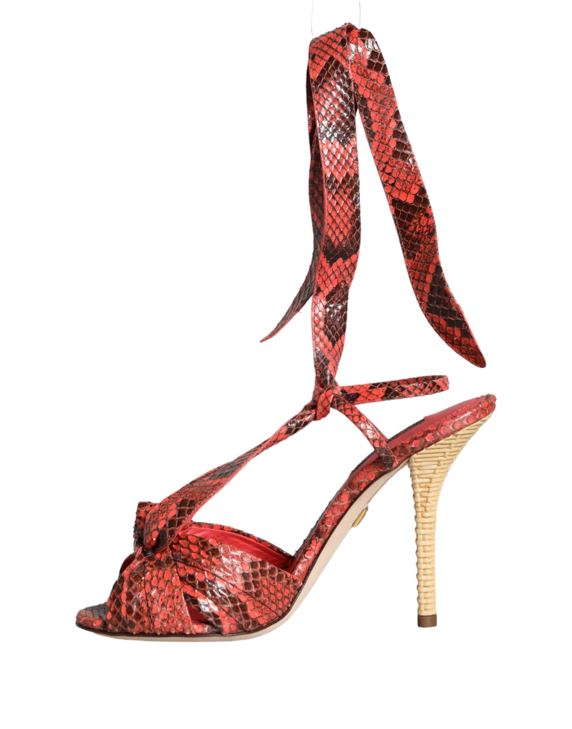 Sandales à talons en cuir exotique corail Dolce &amp; Gabbana