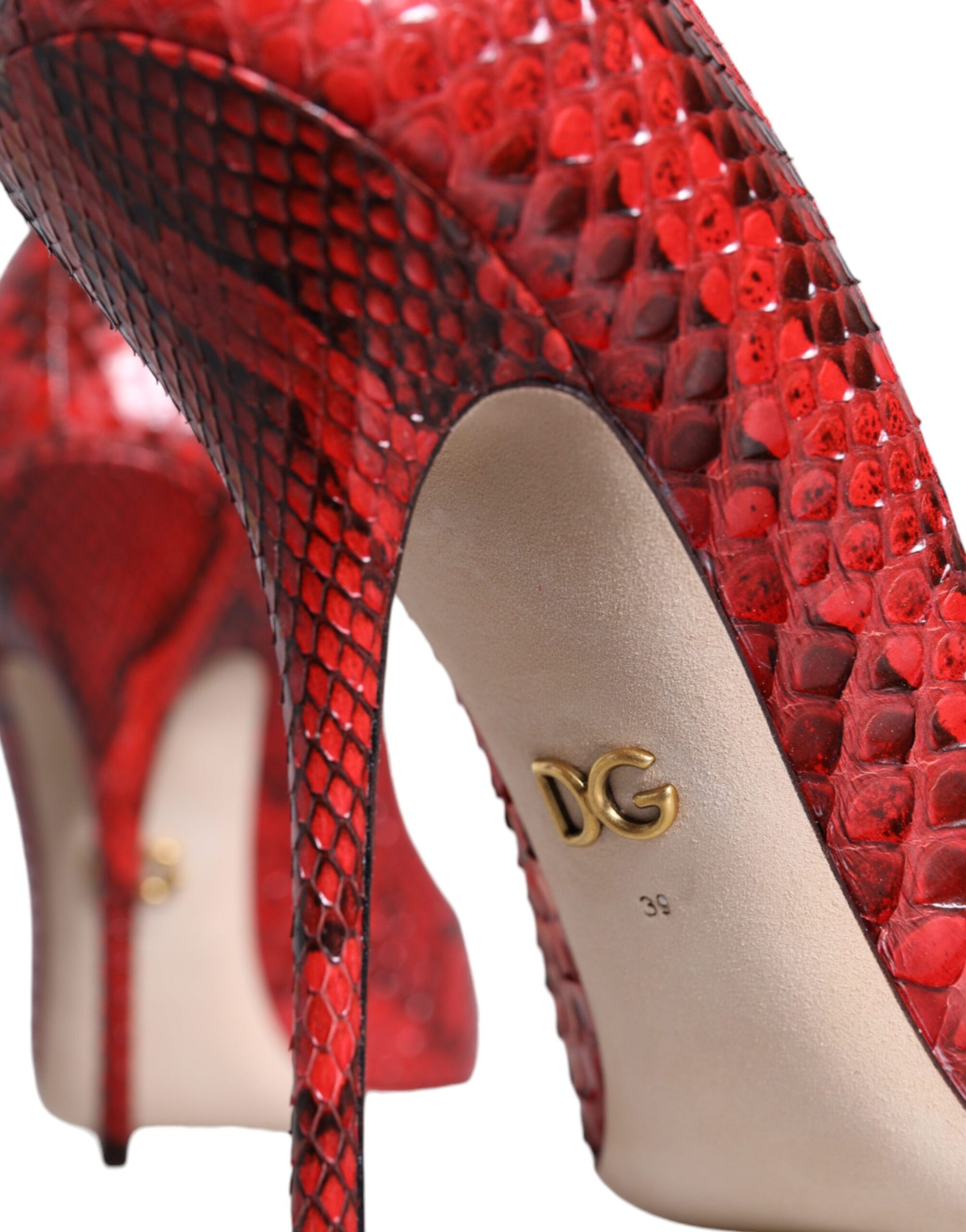 Escarpins à talons aiguilles en cuir rouge Dolce & Gabbana