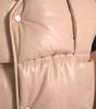 Veste matelassée sans manches en cuir de veau beige Bottega Veneta