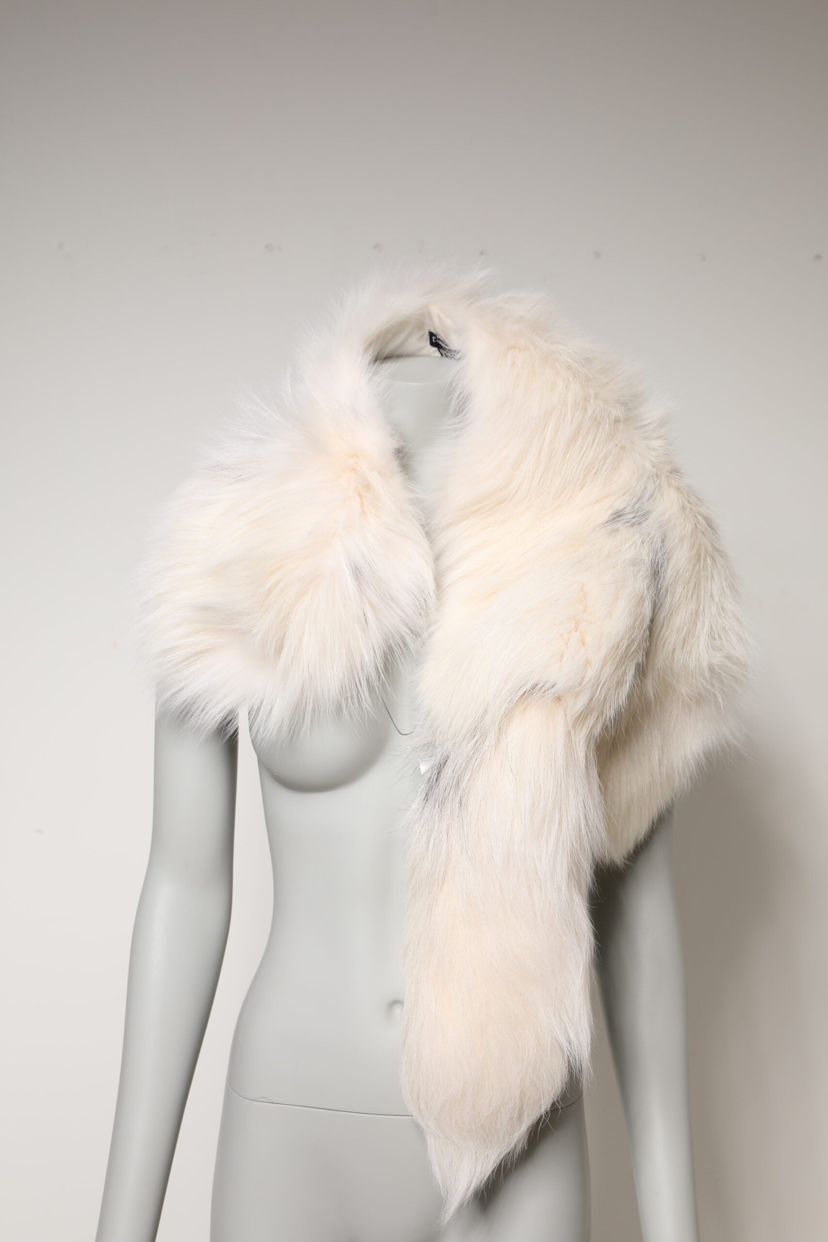 Dolce &amp; Gabbana White Fox Fur Neck Wrap Warmer Winter Scarf