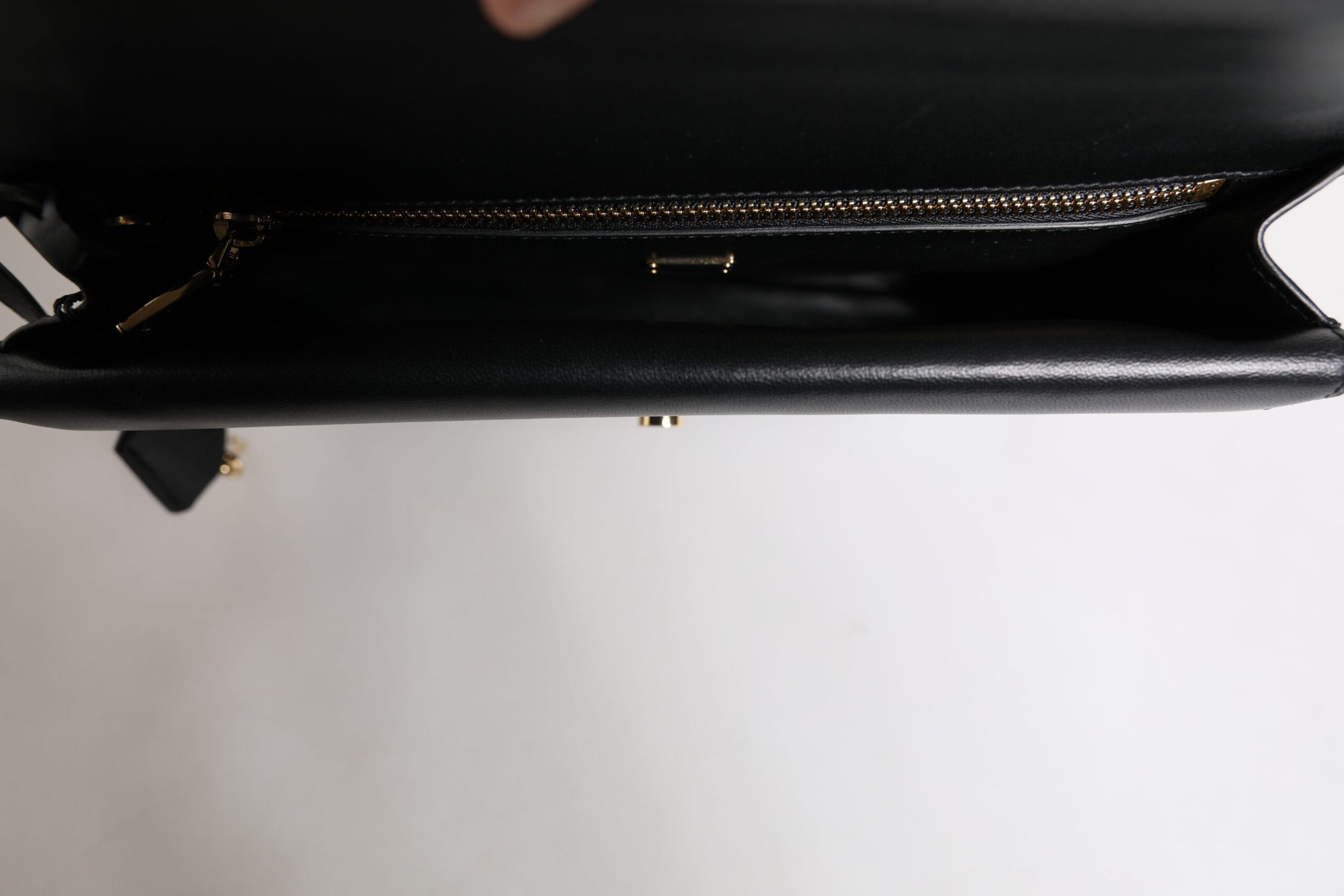 Sac porte-documents en cuir noir Dolce &amp; Gabbana avec plaque logo