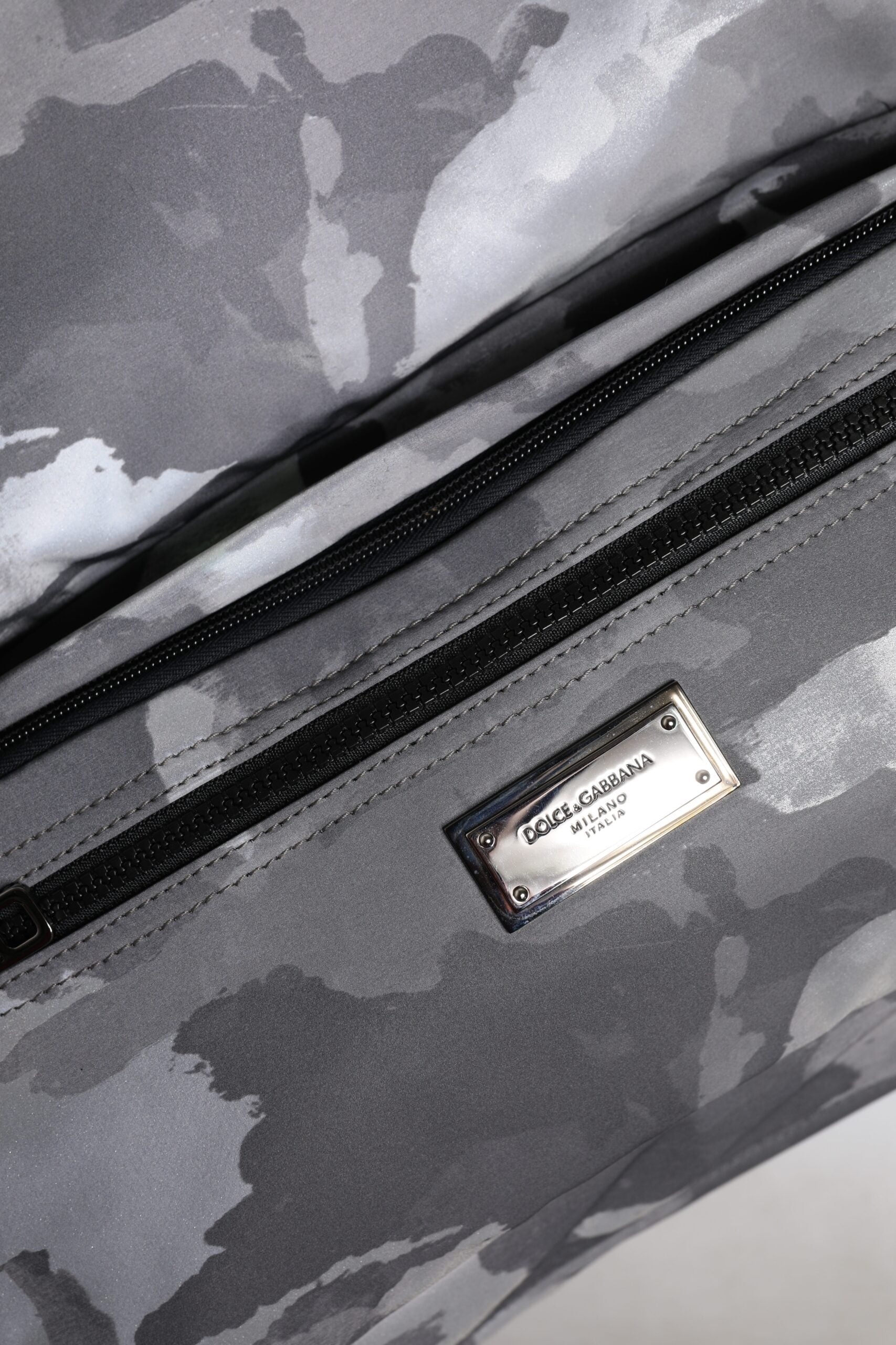 Sac fourre-tout en coton camouflage gris Dolce & Gabbana à compartiments multiples