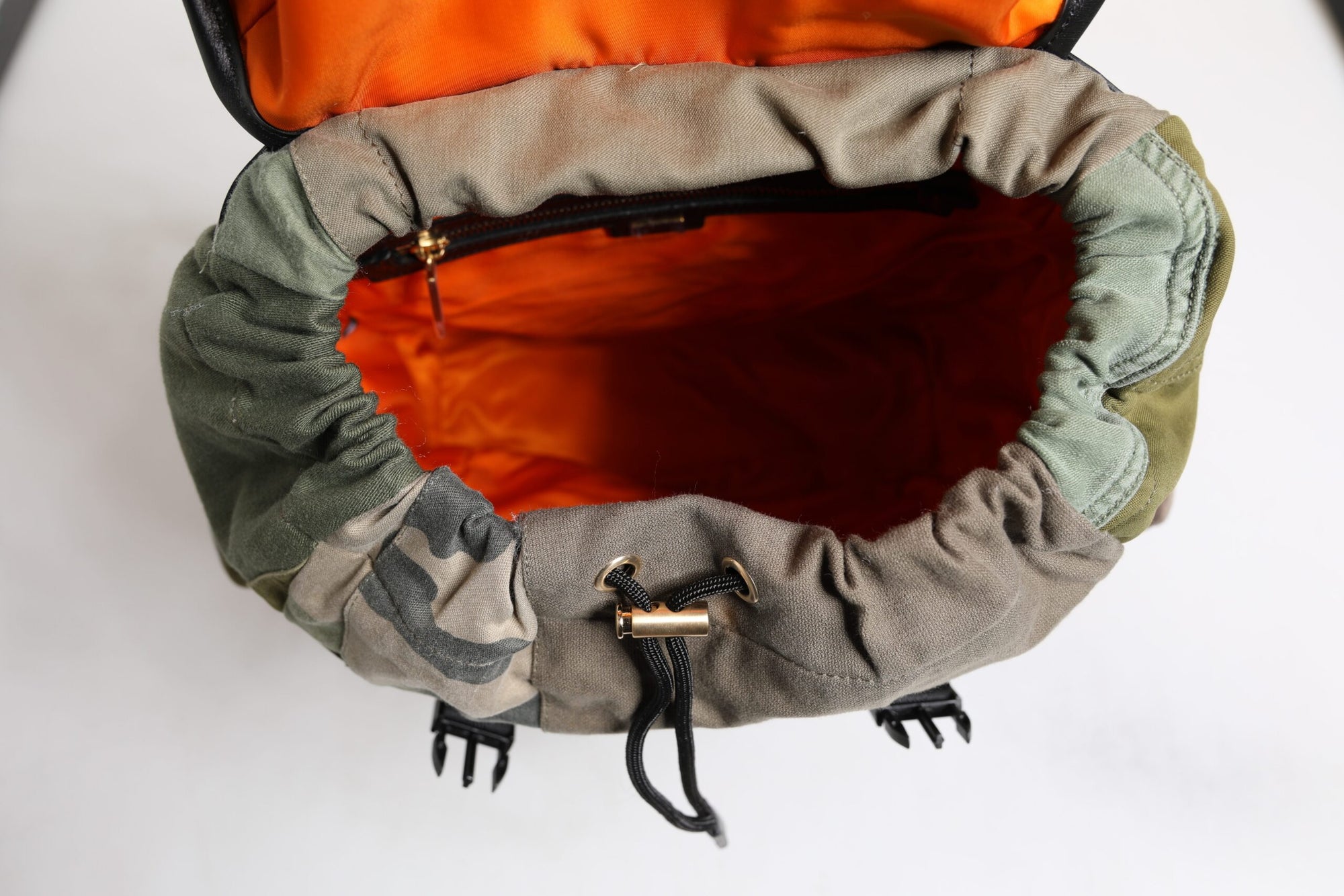Sac à dos de voyage patchwork vert militaire Dolce & Gabbana