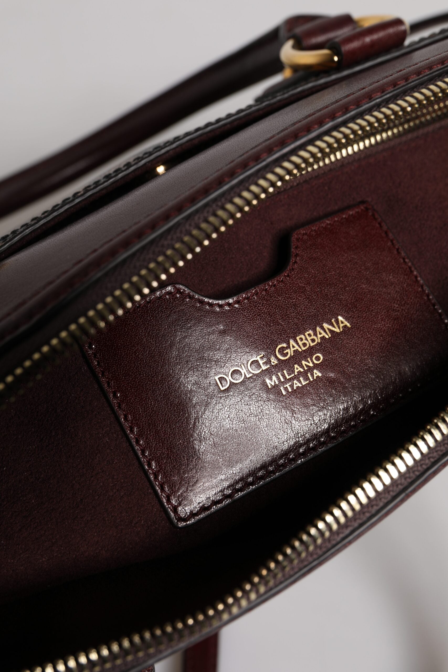 Dolce & Gabbana Bolso de hombro con correa de piel de leopardo marrón