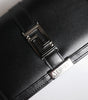 Sac bandoulière Versace en cuir de veau noir avec chaîne