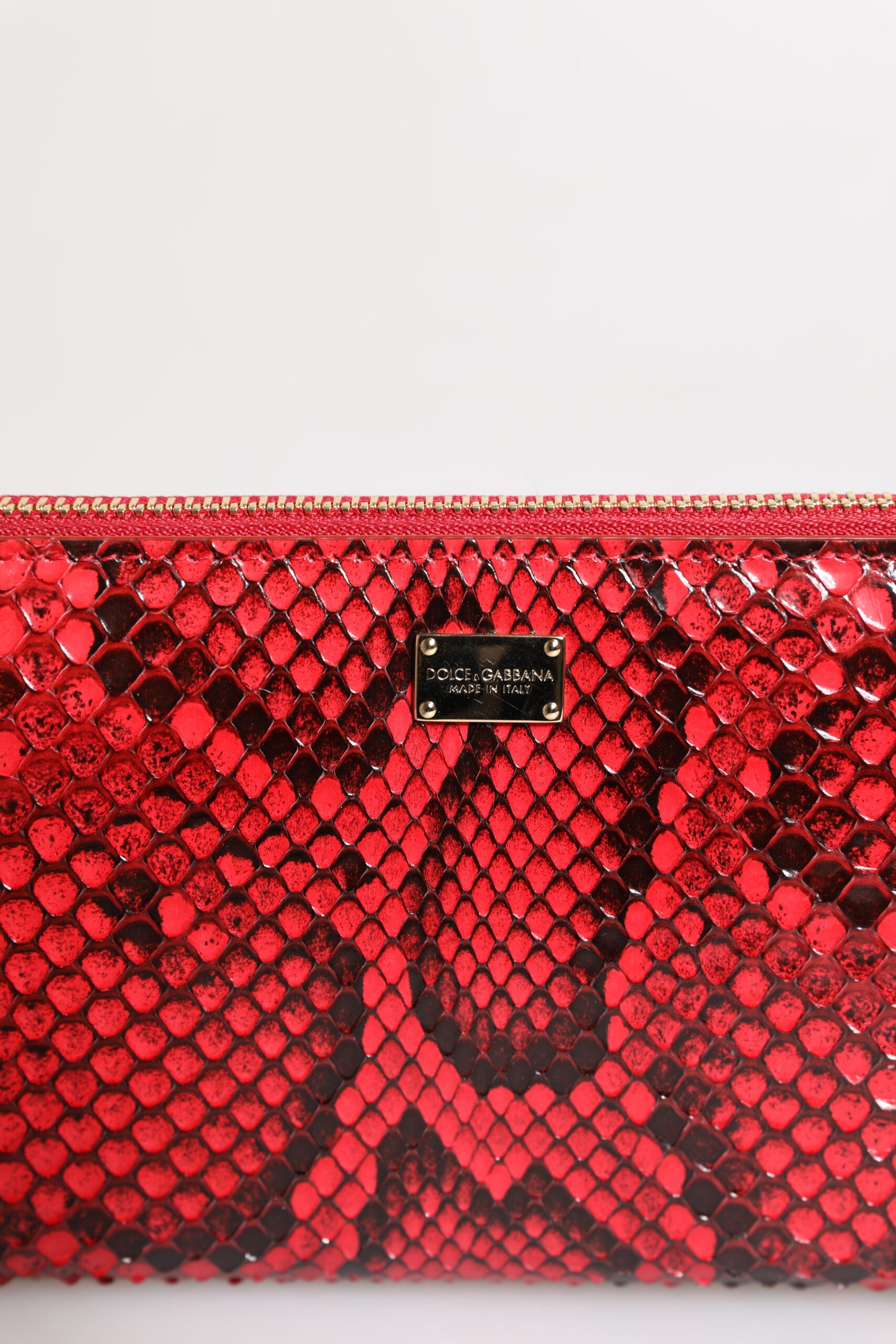 Portefeuille continental zippé en cuir exotique rouge Dolce & Gabbana