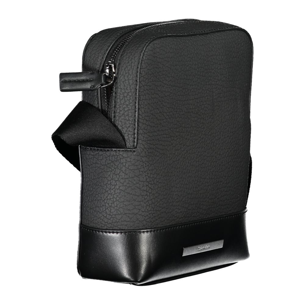 Sac à bandoulière noir élégant Calvin Klein avec détails contrastés