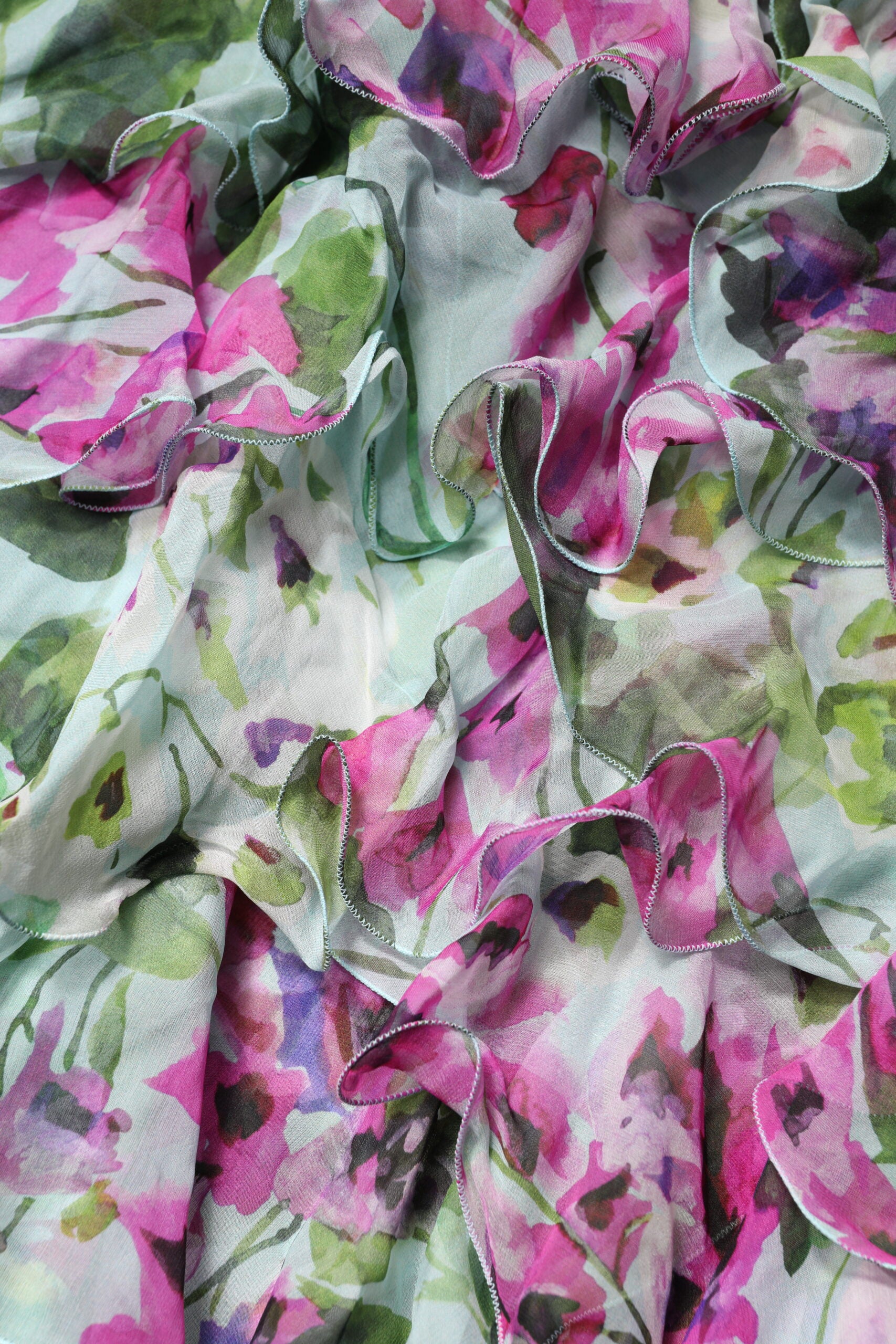 Robe mi-longue superposée en soie à fleurs multicolores Dolce &amp; Gabbana