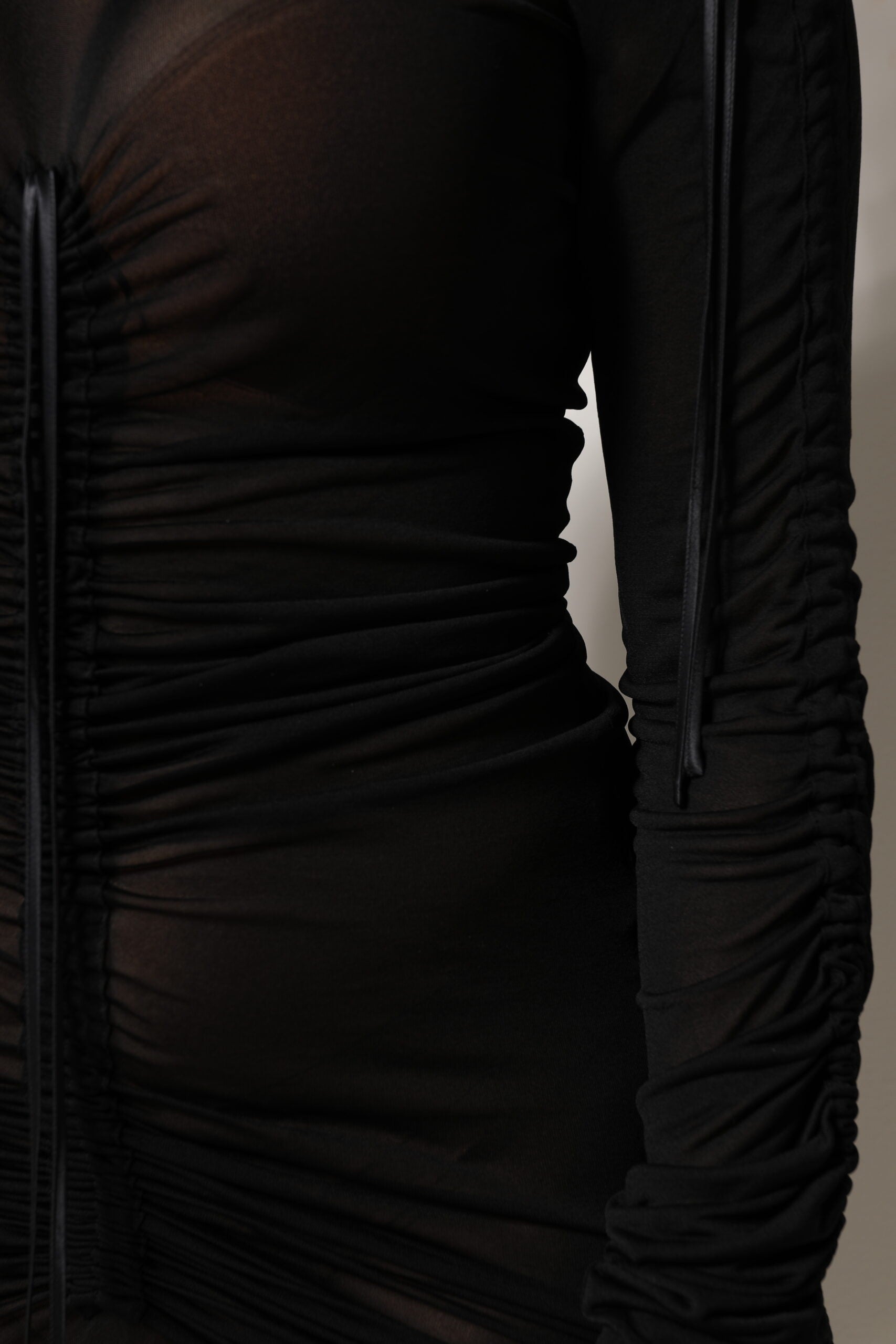 Robe fourreau longue moulante à bordure en maille noire Dolce &amp; Gabbana