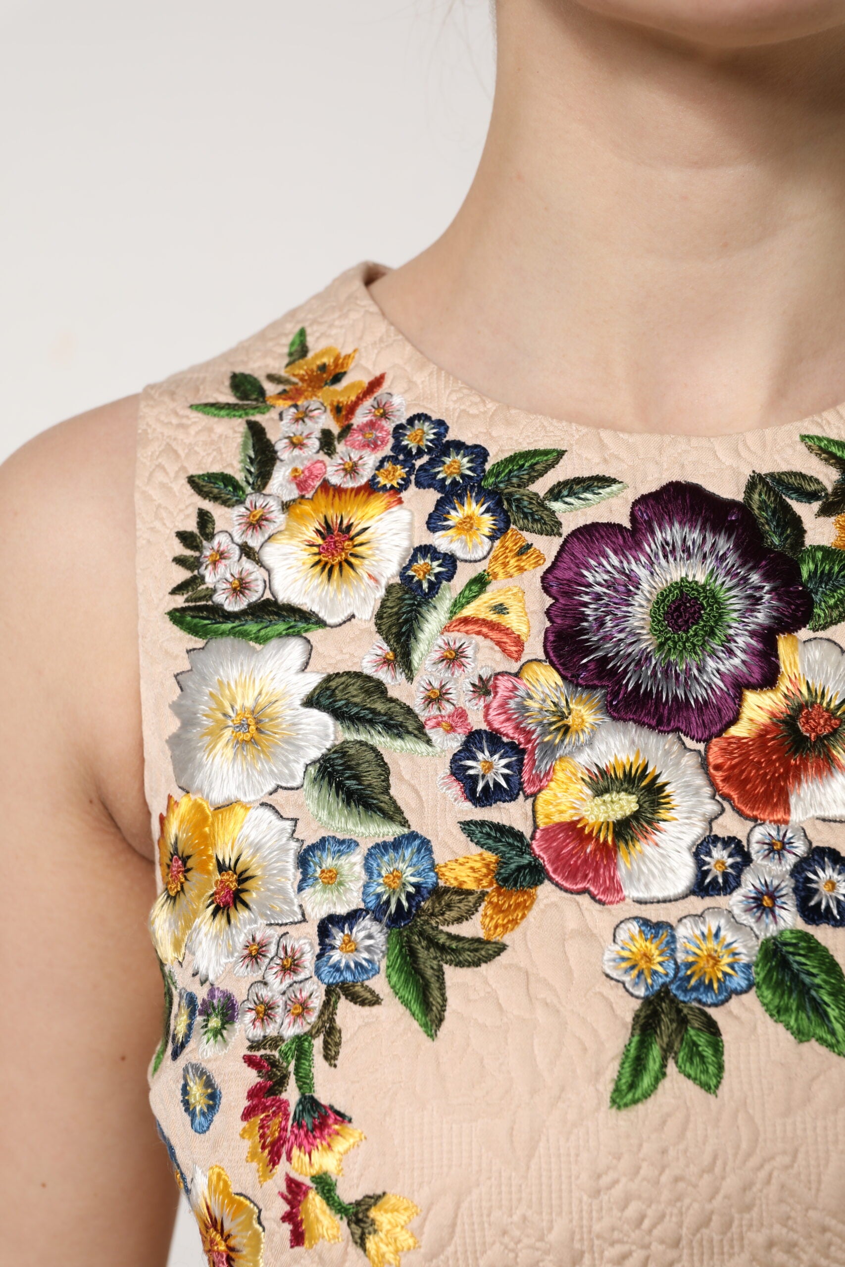 Dolce &amp; Gabbana Beige Floral Embroidery Sleeveless Tank Top