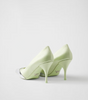 Escarpins Prada en satin et cuir métallisé