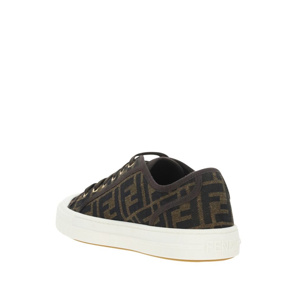 Baskets monochromes Fendi
