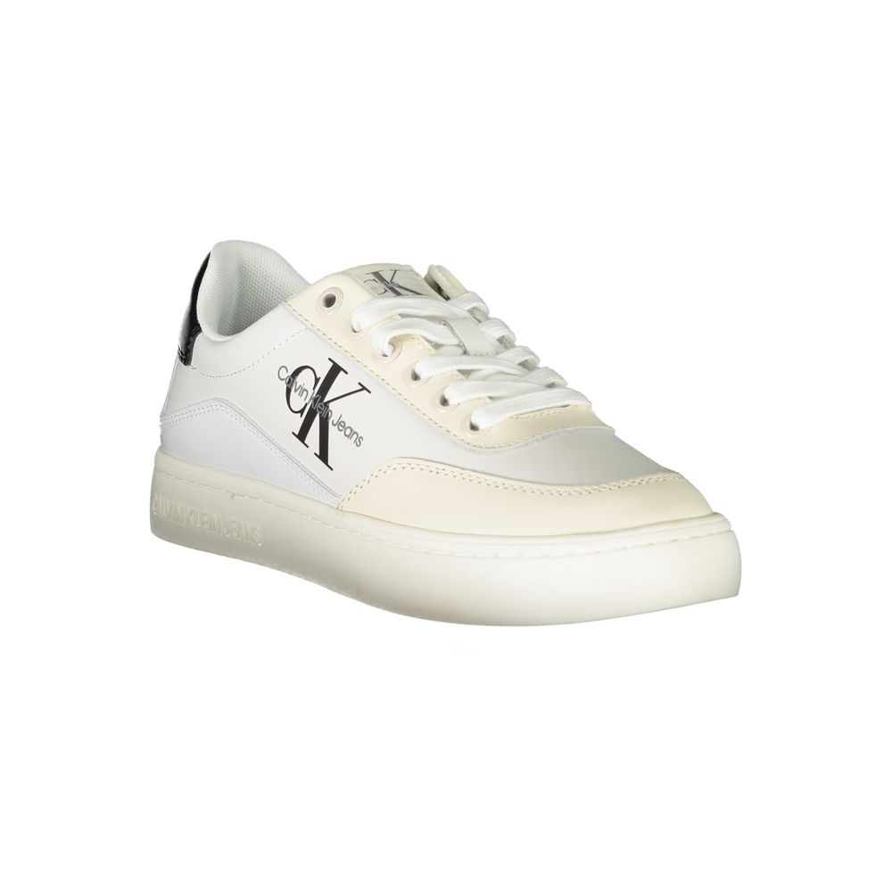 Baskets blanches à lacets Calvin Klein Chic avec détails contrastés