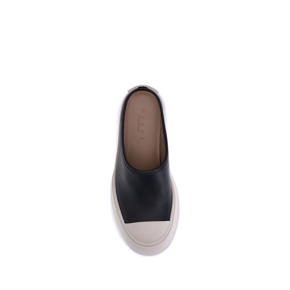 Mules en cuir Marni