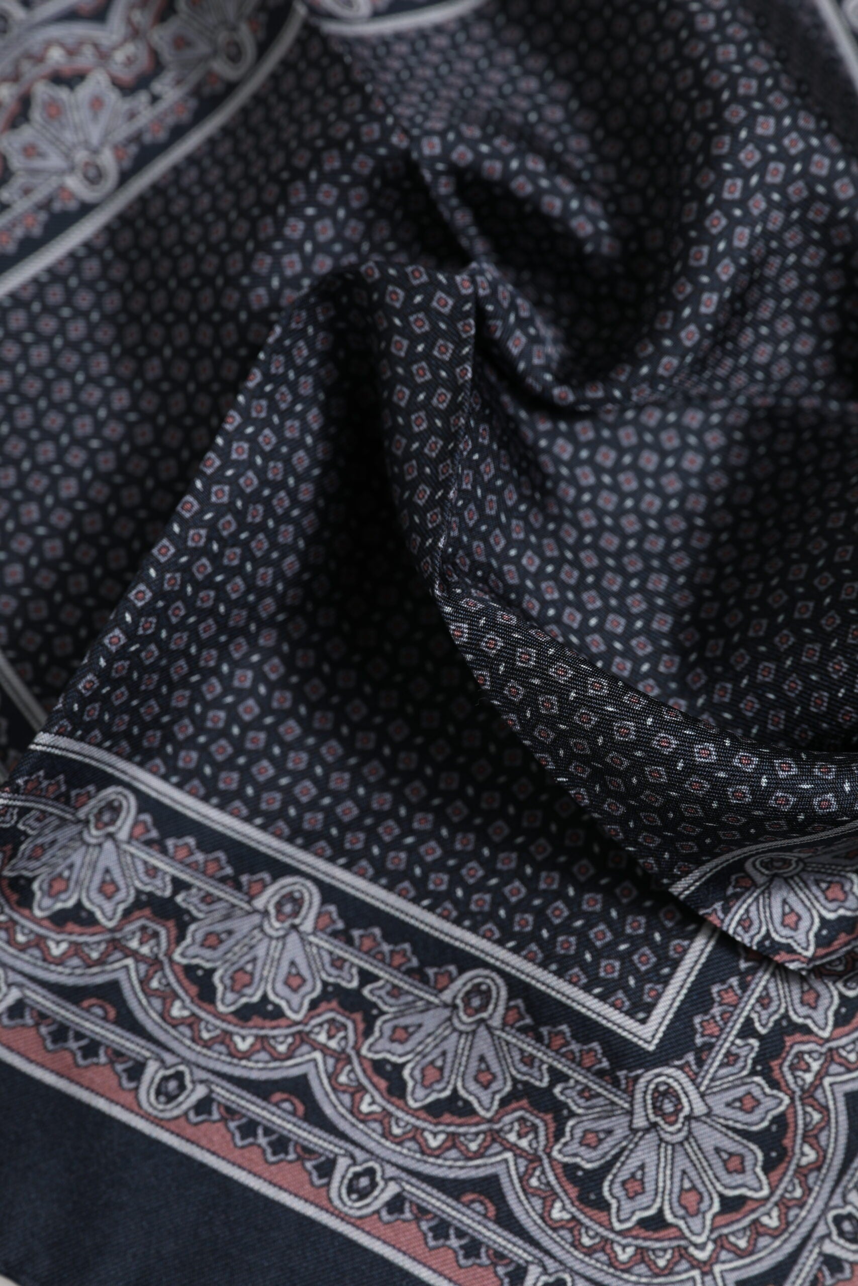 Dolce &amp; Gabbana Multicolor Fantasy Silk Square Foulard Scarf