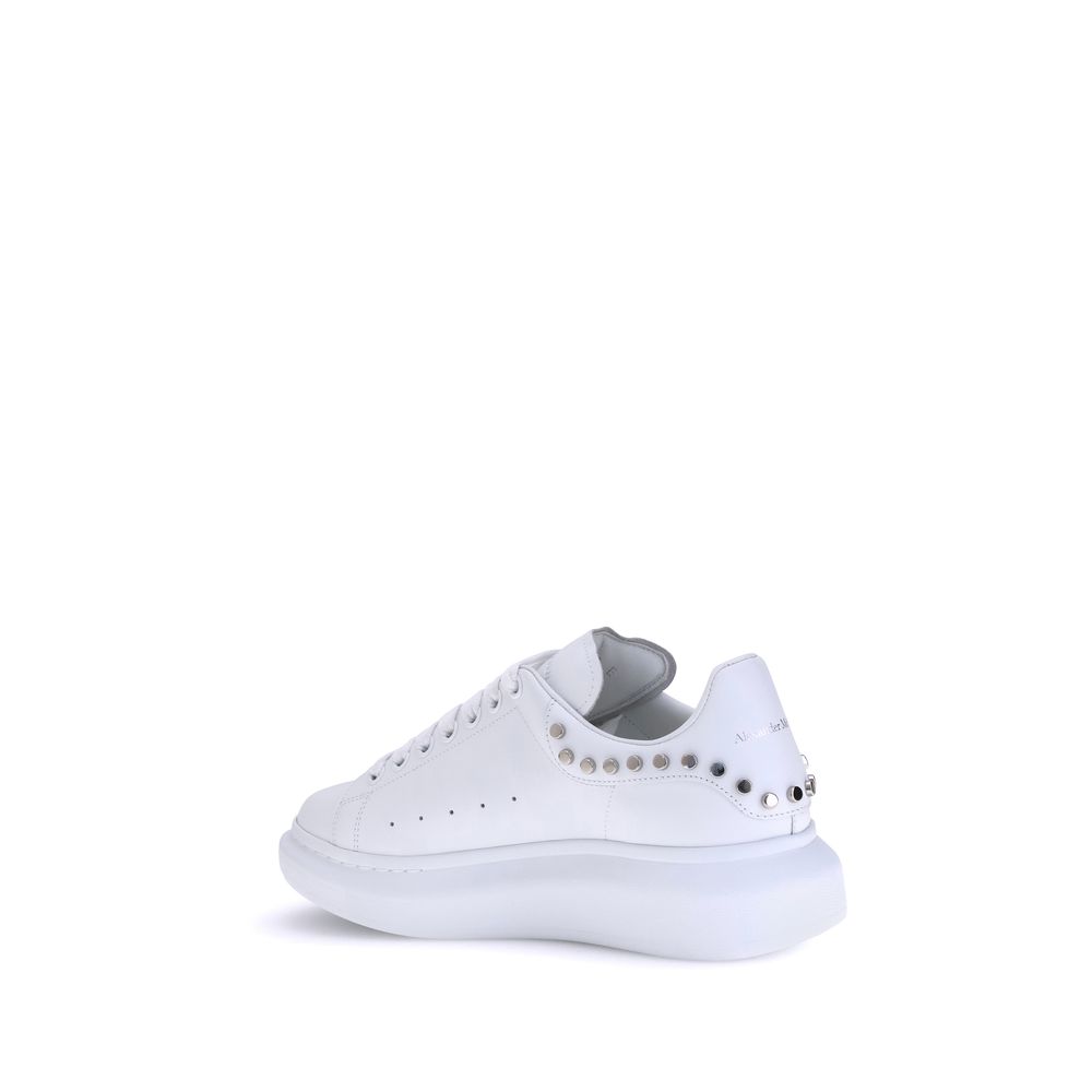 Baskets en cuir cloutées Alexander McQueen