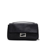 Sac à bandoulière en cuir noir Fendi