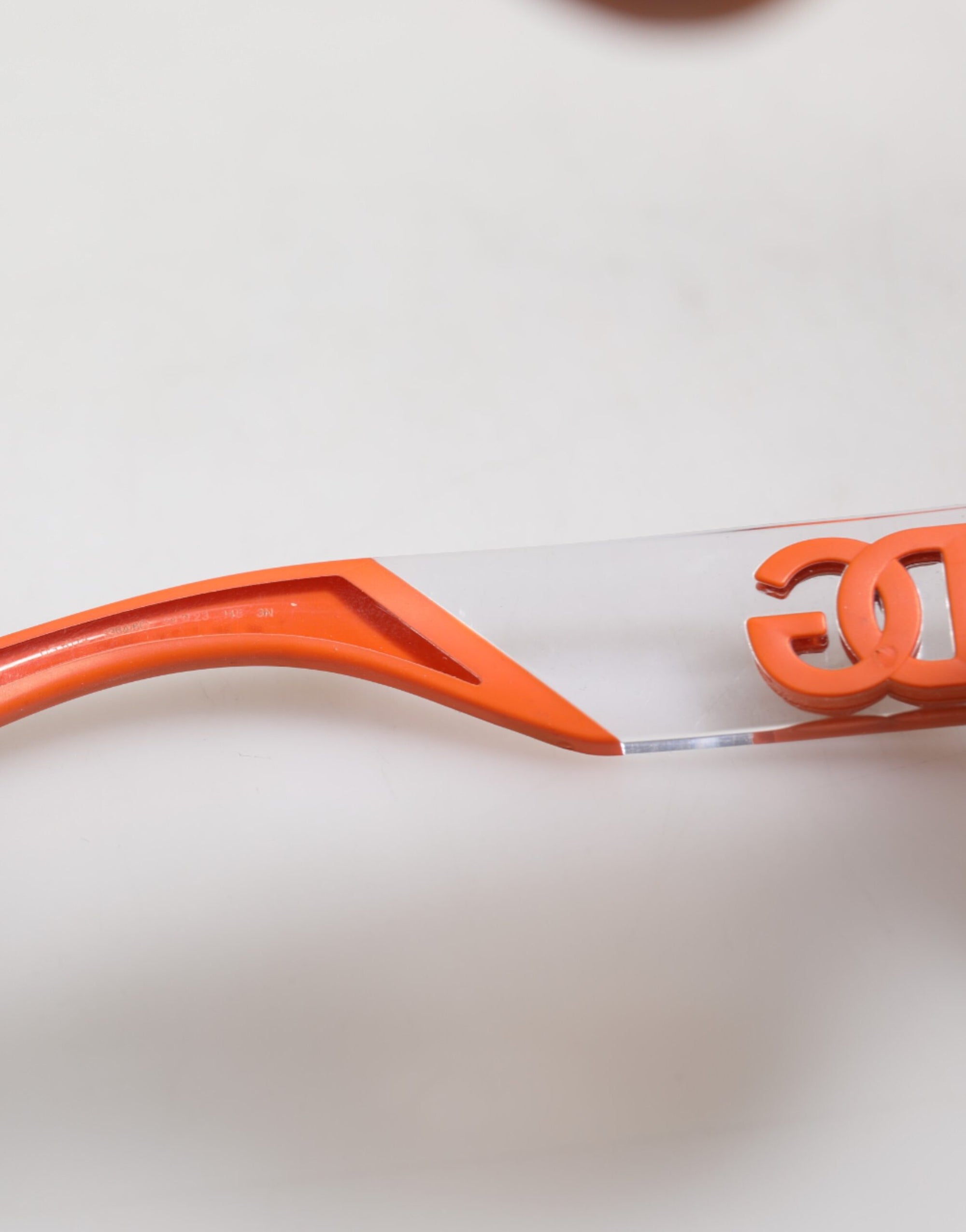 Dolce &amp; Gabbana Orange Reborn To Live Oval Frame Logo Eyewear Sunglasses