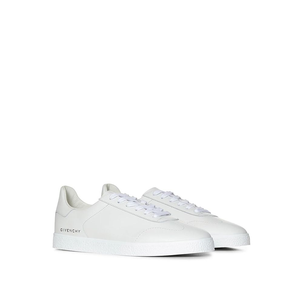 Baskets basses en cuir « Town » de Givenchy