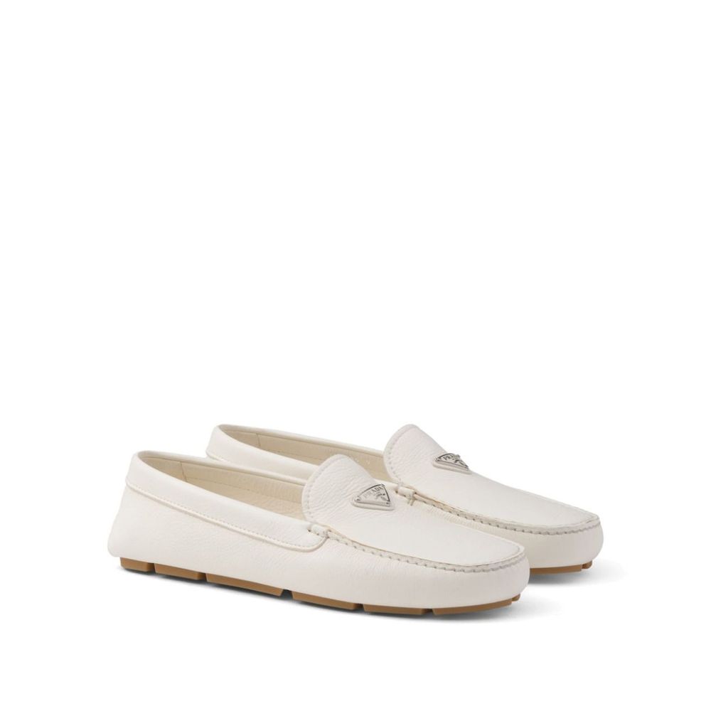 Mocassins en cuir à logo Prada