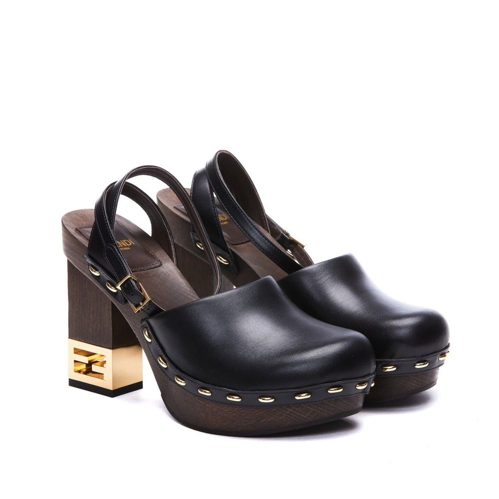 Escarpins en cuir à talons décoratifs Fendi