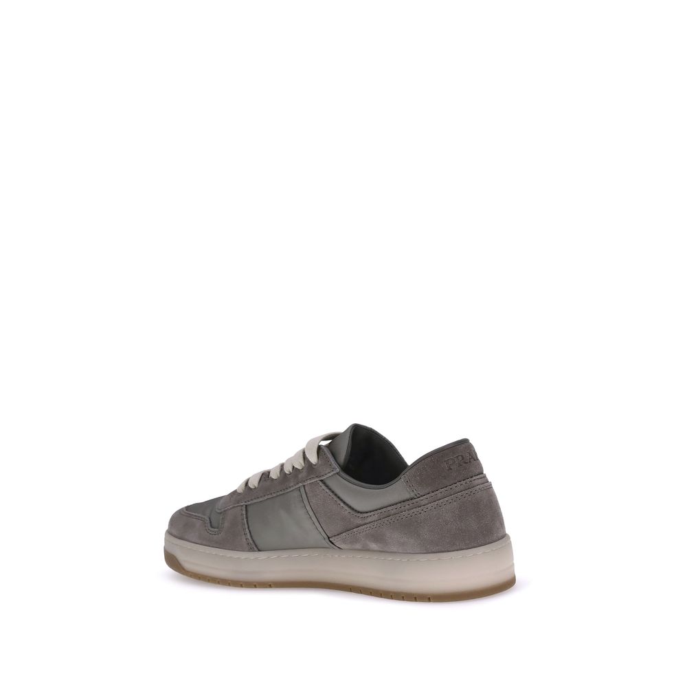 Baskets Prada en cuir suédé