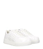 Givenchy Baskets basses en cuir blanc