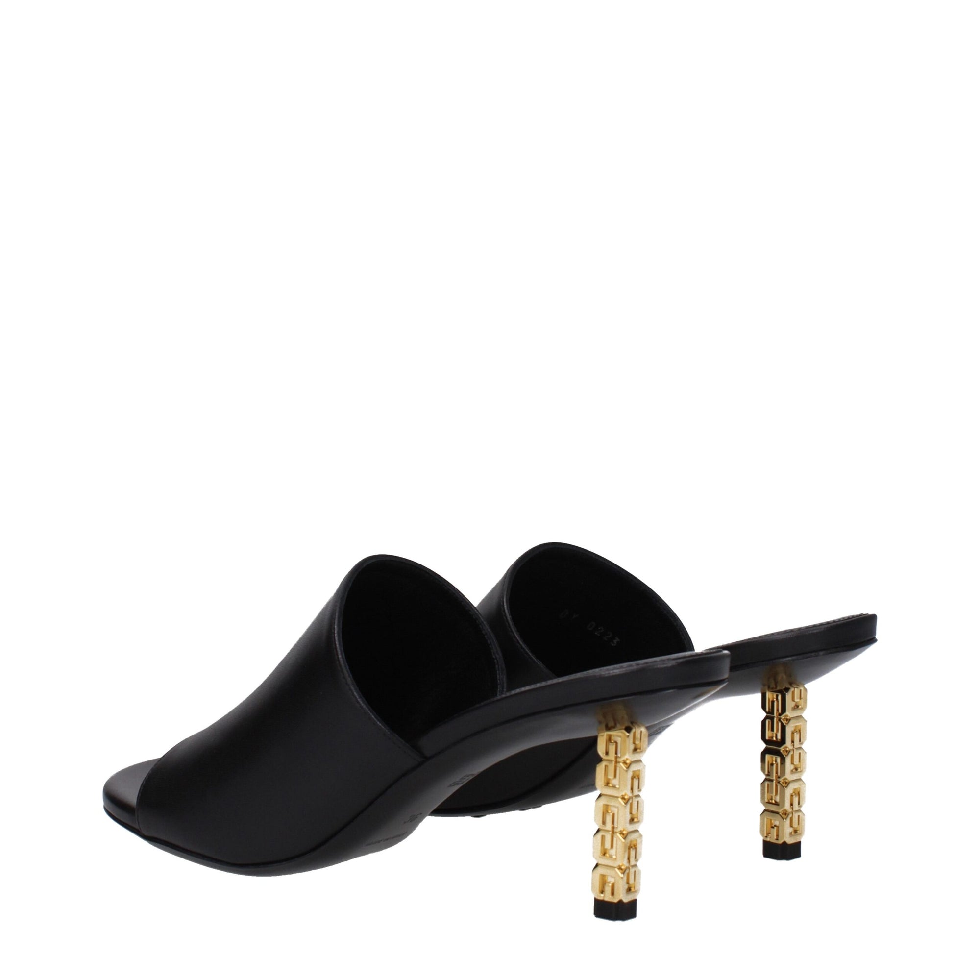 Sandales à talons aiguilles en cuir noir Givenchy