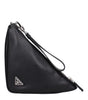 Pochettes Prada en cuir noir