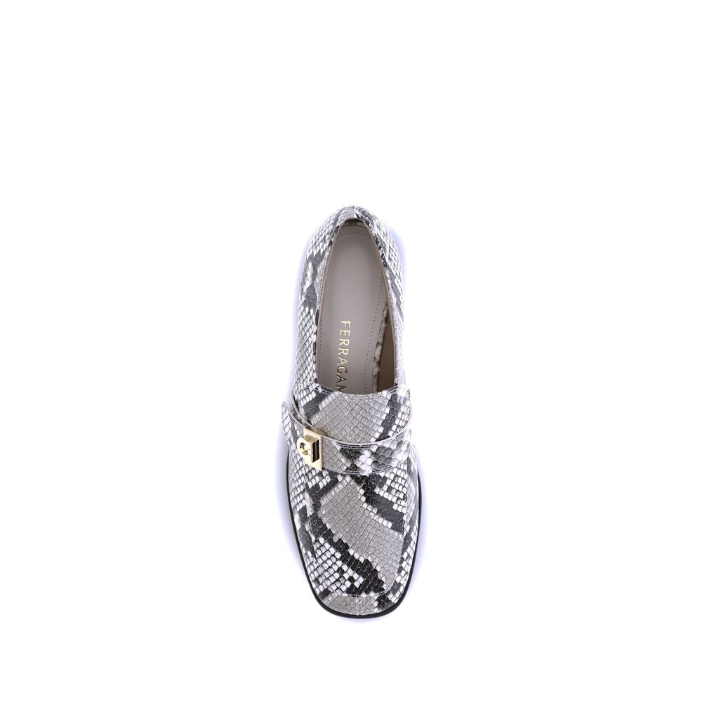 Mocassins Ferragamo en cuir imprimé python