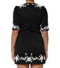Robe trapèze à manches courtes et bordure en dentelle noire Dolce &amp; Gabbana