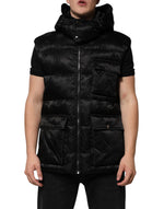 Dolce &amp; Gabbana Veste sans manches matelassée à capuche noire