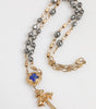 Collier Dolce &amp; Gabbana avec chaîne à perles dorées et croix religieuse