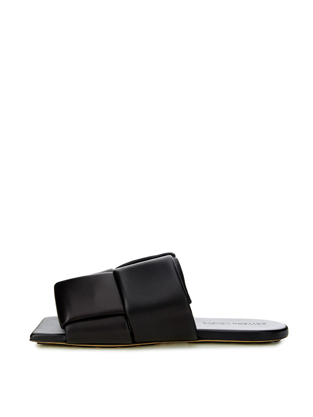 Sandales élégantes en cuir noir Bottega Veneta